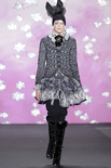 Anna_sui-001