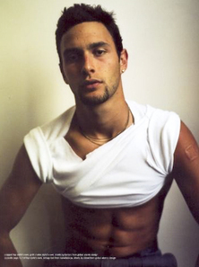 Noah_mills-6